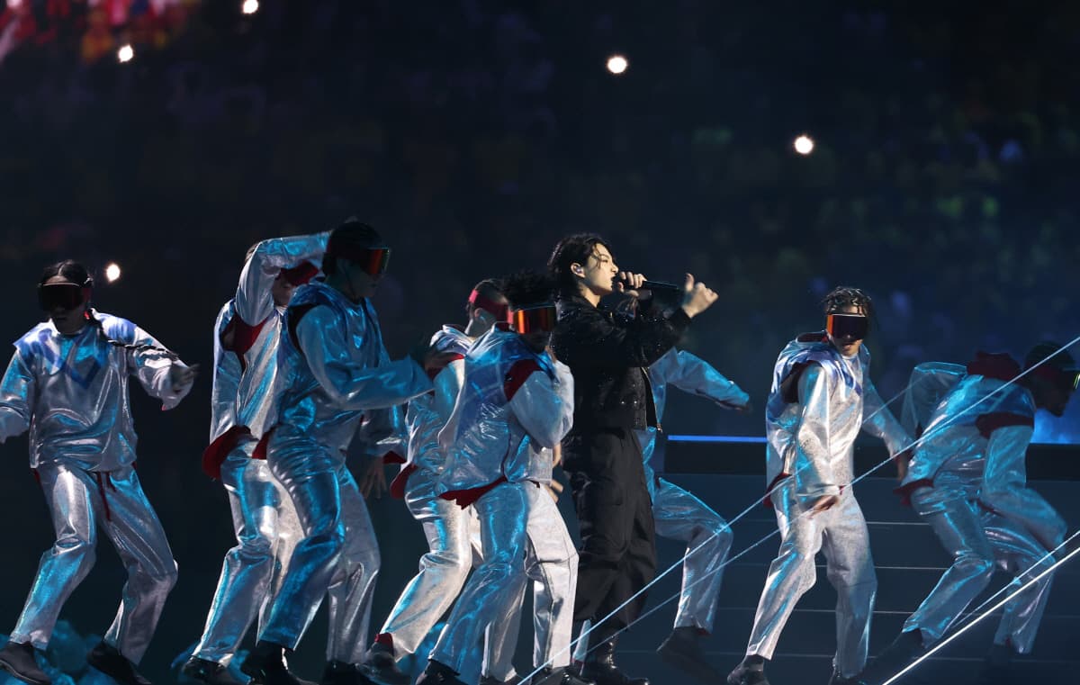 BTS, 2022 카타르 월드컵 개막식 무대 선 후 결승전 하프타임 쇼 출연 예정