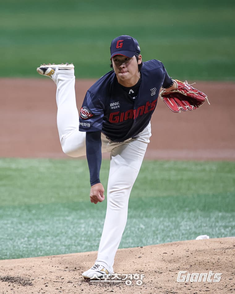 이민석 7이닝 1실점 쾌투, 롯데 3연승 견인하며 8위 도약